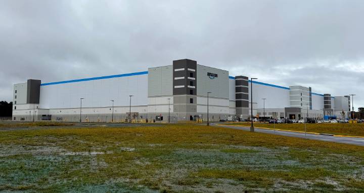 New massive Amazon robotics center opens in Virginia Beach
