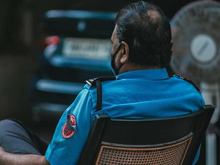 Cuánto gana un empleado de seguridad privada en noviembre de 2025