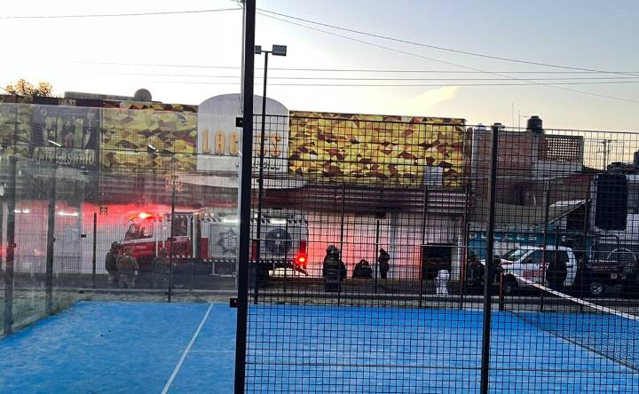 Mueren cinco en presunto ataque incendiario en bar de Puebla