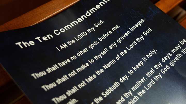 Texas judge temporarily blocks law requiring Ten Commandments in schools