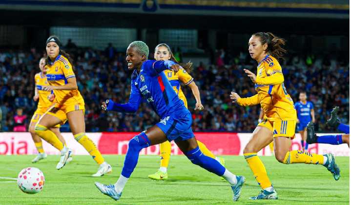 Quieren hacer historia: Cruz Azul Femenil empata ante Tigres en la ida de las Semifinales en CU