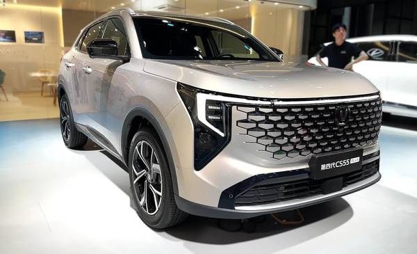 Changan CS55 Plus, el SUV híbrido económico que llegó a Argentina