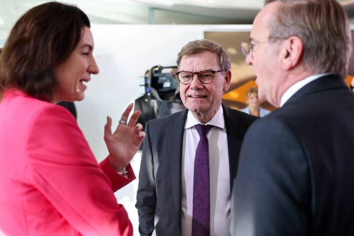 Germany vows to protect its interests in growing global space race