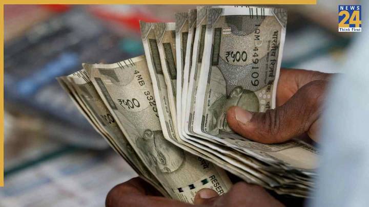 Shares worth Rs 2.5 crore found in dustbin! Gujarat family locked in legal battle over ownership