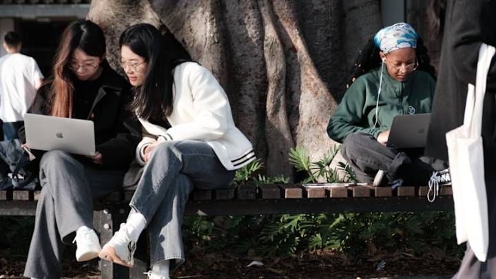 University admissions: Year 12 graduates face tougher entry due to funding overhaul