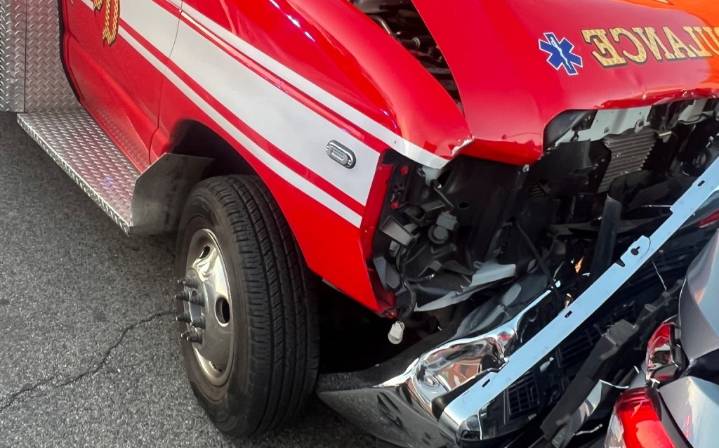 Ambulance thief leads police on chase on city's West Side