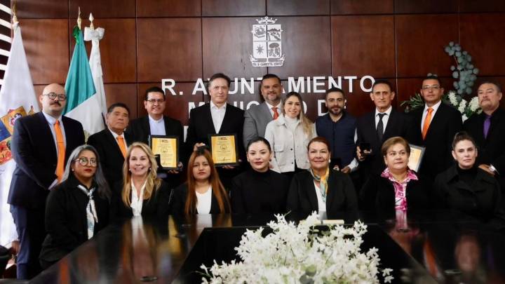 Cadereyta reconoce a cinco ciudadanos ejemplares con la Medalla al Mérito Cívico
