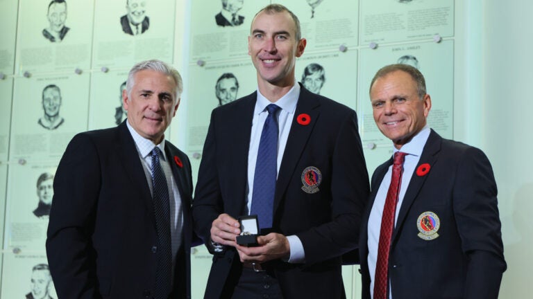 Bruins great Zdeno Chara describes 'surreal' Hall of Fame induction