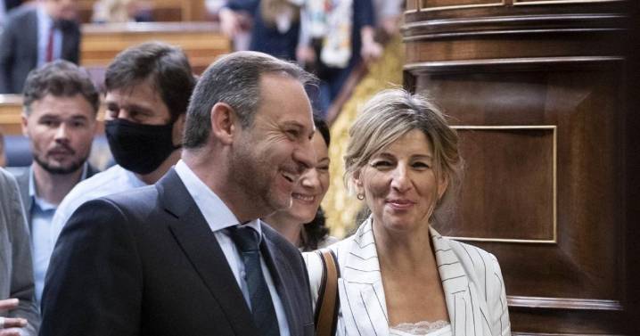 Ábalos ataca ahora a Yolanda Díaz e insinúa que en su casa del Ministerio vivió gente «sin derecho a ello»