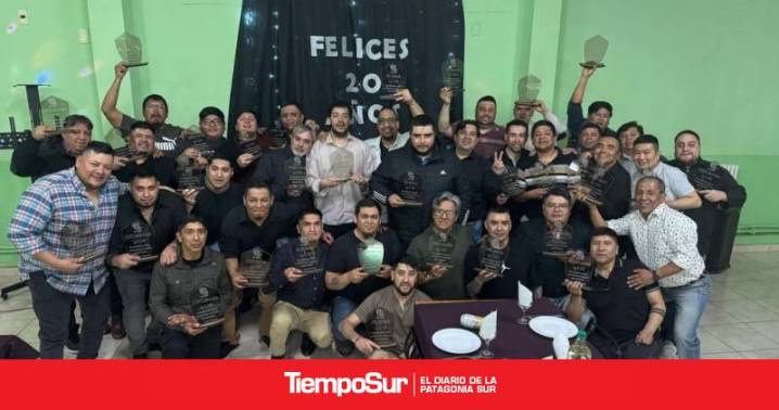 ATE Río Turbio Reconocieron a trabajadores de YCRT por sus 20 años de servicio
