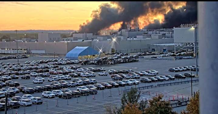 Shelter in place issued after plane crash in Louisville near airport, injuries reported