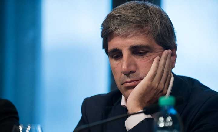 Caputo en la UIA: "En la mayoría de los países el dólar no flota"