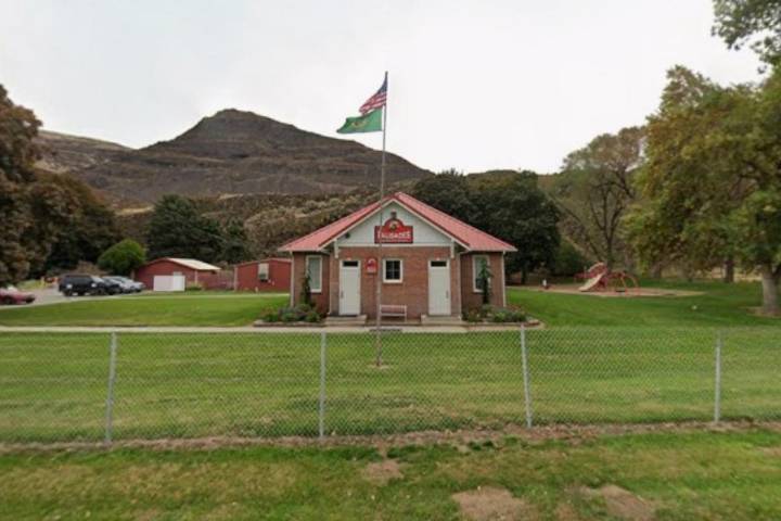 Deputies Investigate Palisades School Break