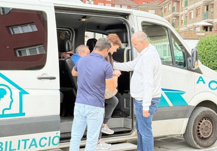 Un vecino de Lugones: «Mi madre está atrapada en un limbo burocrático por un problema informático en la gestión de la dependencia»