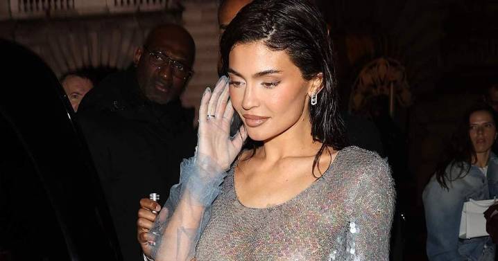 Kylie Jenner's Pose in Shower Is Must See