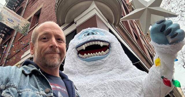 One Month at a Time: Battling the ghosts of Christmas past with the ghost of Christmas present(s)