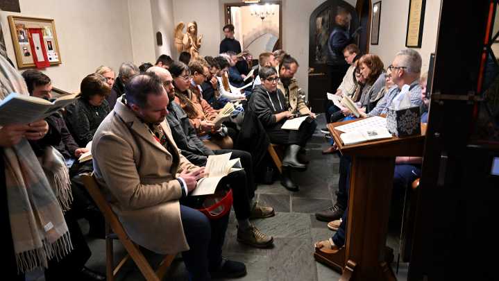 Old Mariners' Church rings fabled bell to mark 50 years since Edmund Fitzgerald sinking