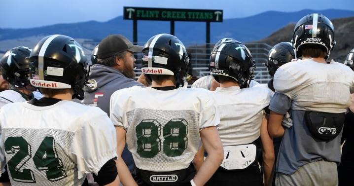 Drummond-Philipsburg continues playoff streak, brings 'grit' into quarterfinals