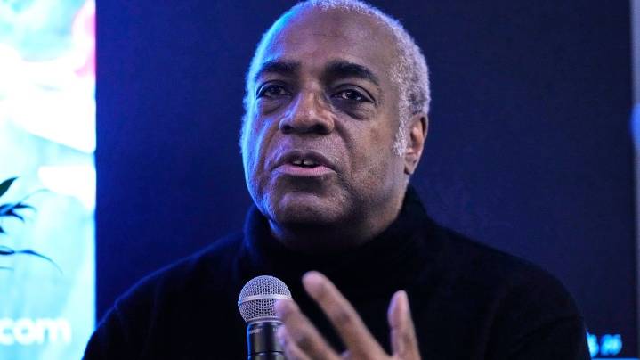 American menswear designer Jeffrey Banks is finally sharing his story and starting a new chapter