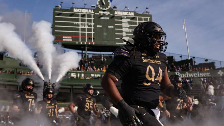Northwestern bowl-eligible after thrilling win at Wrigley Field – NBC Chicago