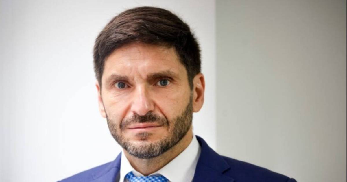 Pullaro pidió no subsidiar a "los barones de conurbano"