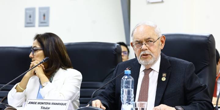 Jorge Montoya se arrepiente y dice que su voto a favor de ampliar del Reinfo fue por un error