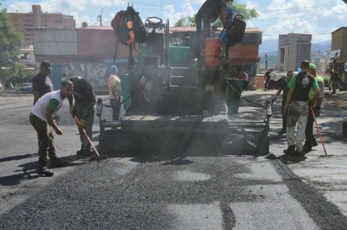 GDC realiza reparaciones viales en sector Amalivaca