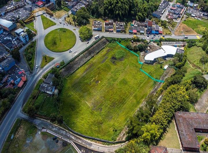 Invías destina más de $425 millones para la rehabilitación del estadio municipal de Calarcá