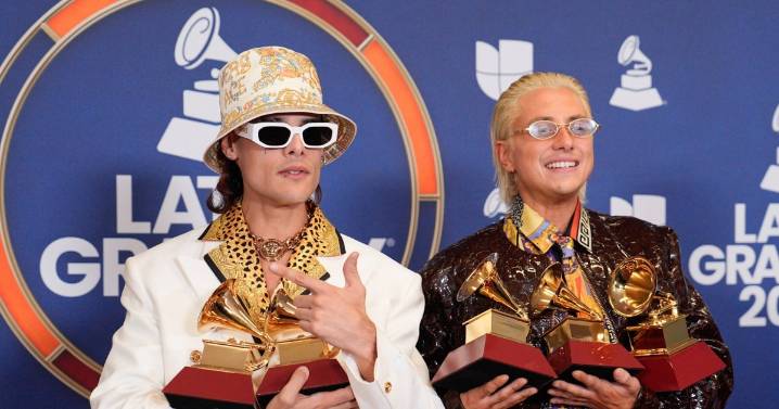 CA7RIEL & Paco Amoroso son detenidos por el FBI por grabar VIDEO