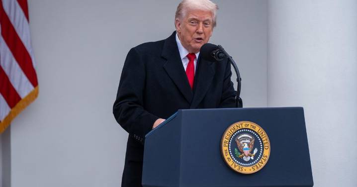 Trump se abre a hablar con Maduro por "salvar vidas": "Si podemos hacerlo por las buenas, bien"