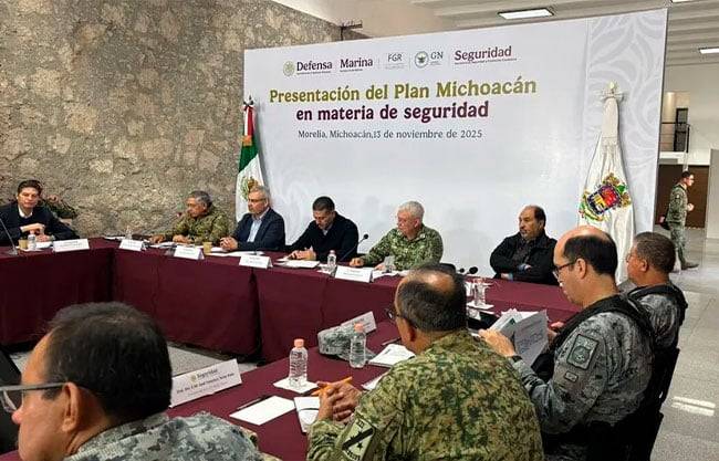Marina despliega 1,700 elementos contra líderes criminales en Michoacán