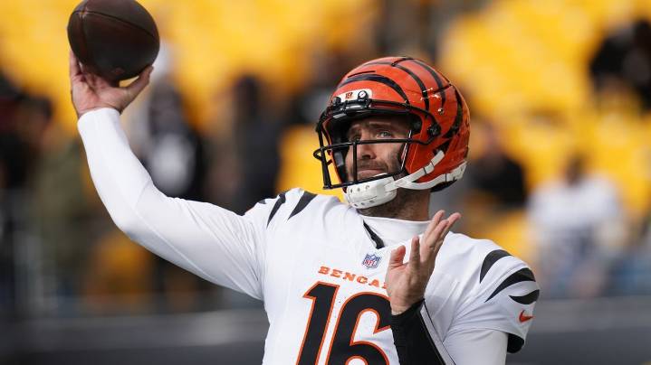 Bengals' offense in flux due to injuries, suspension