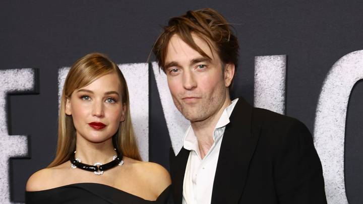 Jennifer Lawrence Doesn't Judge Robert Pattinson For Having Zero Oscars, Really