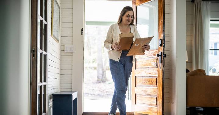 Vinted shopper discovers random note in parcel leaking dresses' secret past