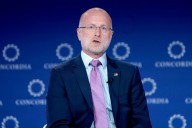 FCC Launches Review Of Network-Affiliate Relationships