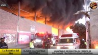 Puente Piedra: un incendio afecta fábricas de colchones y baterías en zona industrial
