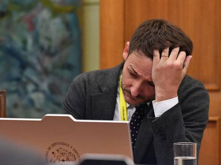 Comisión revisora aprueba AC contra exministro de Energía Diego Pardow