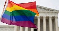 Triunfo del LGBT+: Corte Suprema de EU rechaza anular decisión que legalizó el matrimonio igualitario