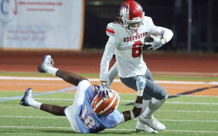 7 Orlando area teams among 60 still in FHSAA football playoffs