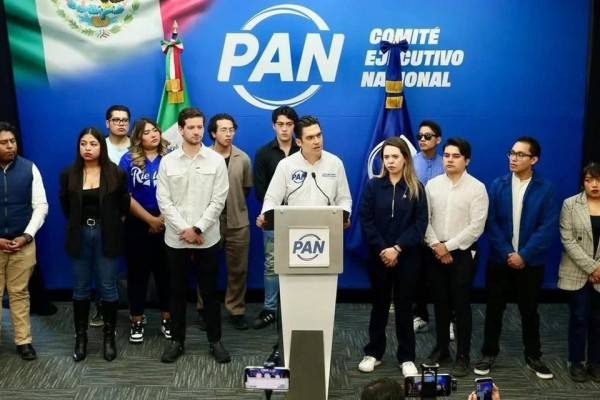 Va PAN por ley de protección 'contra Gobierno represor'