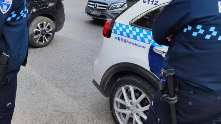 Mueren dos perros tras lo ocurrido en Albacete: la chica salió ilesa y los daños son de consideración