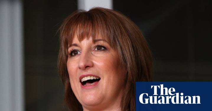 Labour MPs celebrate end of two-child benefit cap in Reeves’s budget