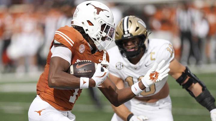 Texas football HC Steve Sarkisian gives murky Ryan Wingo injury update