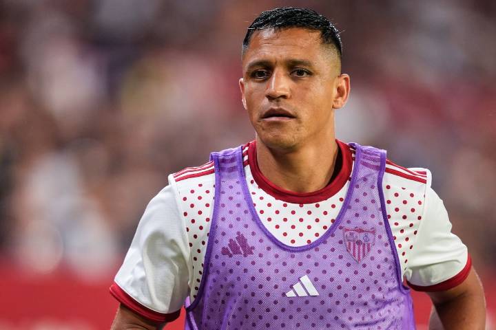 Alexis Sánchez sorprende a todos en Sevilla: reapareció en las prácticas y ya tendría fecha para volver a jugar