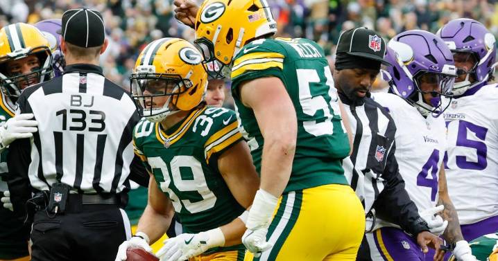 PACKERS 23, VIKINGS 6 | Backup safety Zayne Anderson delivers the play that ‘changed the entire game’ in Packers’ 23-6 win over Vikings