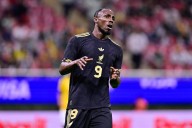 Julián Quiñones queda fuera de la convocatoria del Tri: estará tres semanas lesionado