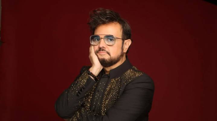 Reportan internamiento de Aleks Syntek en clínica de desintoxicación