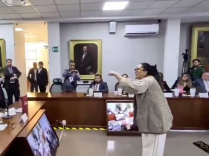 Interrumpen comparecencia del procurador de Hidalgo