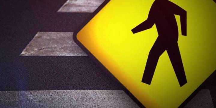 Pedestrian hit, killed on Dedeaux Road