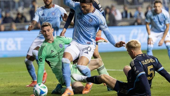 Morales, Freese help NYCFC beat No. 1 seed Union 1-0, advance to conference finals